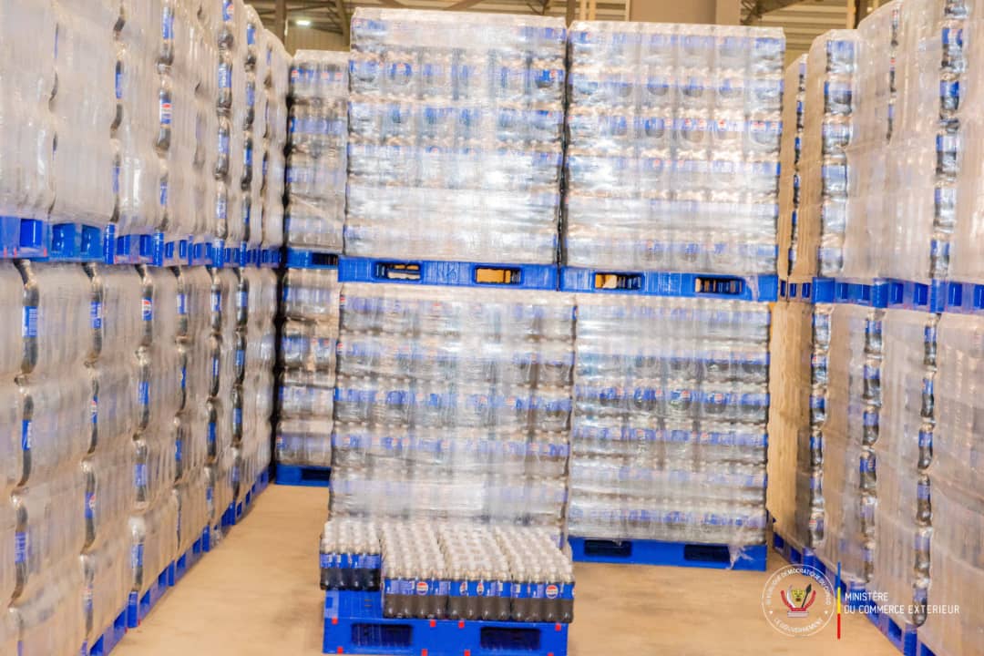 Julien Paluku rassuré de la production des gammes Pepsi par la société VARUN BEVERAGE en ZES de Maluku