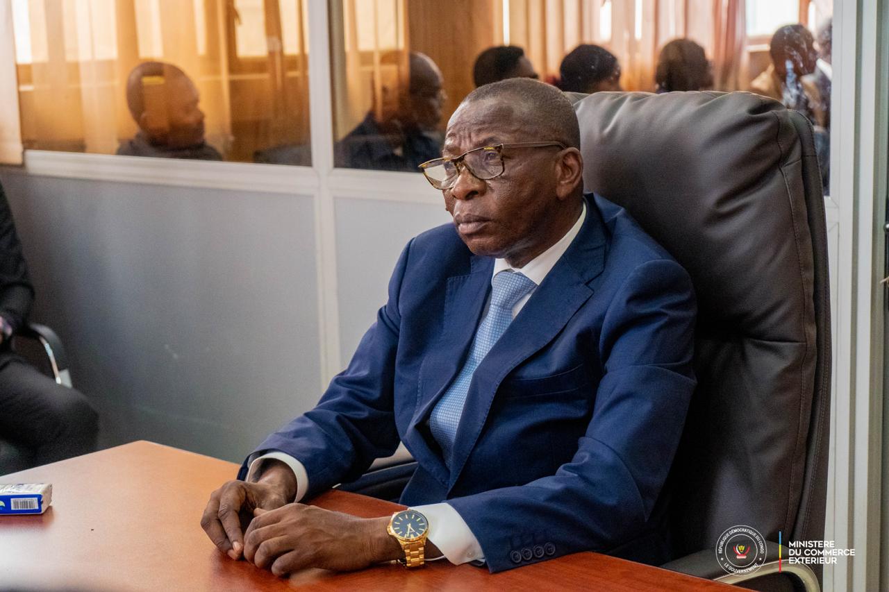 Kinshasa : simplification et modernisation des opérations d’exports et imports, le ministère du Commerce extérieur lance solennellement leur dématérialisation