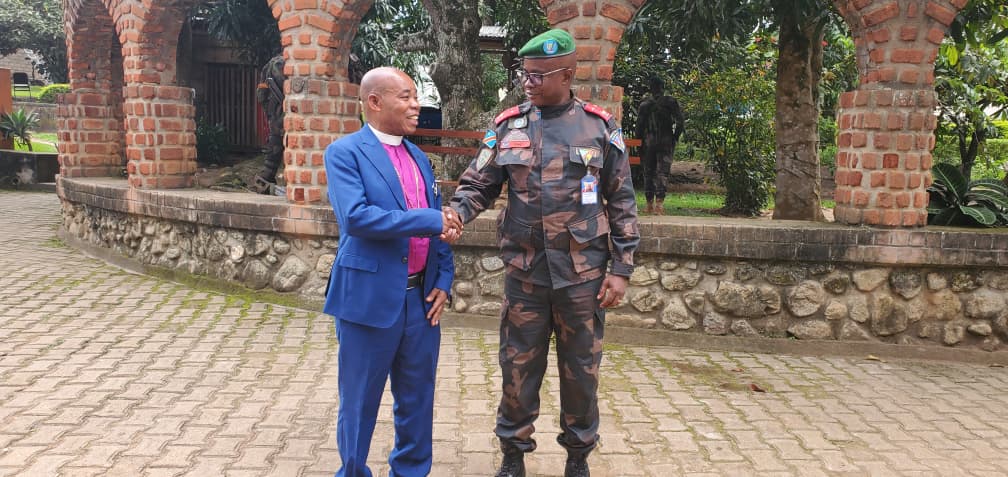 Nord-Kivu : le Gouverneur et l'Évêque Anglican de Beni font le point sur la sécurité et la reconstruction de la cathédrale