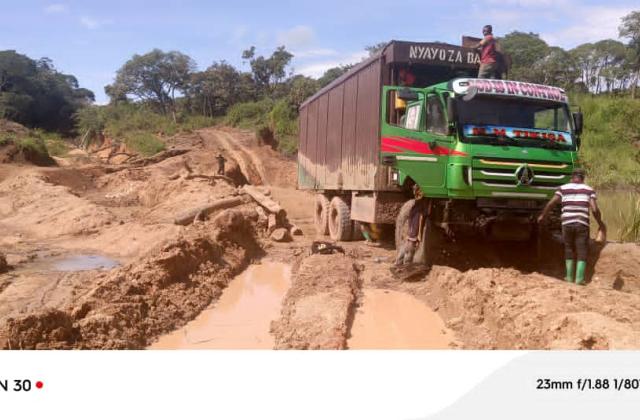 Sud-Kivu : le MCMR alerte sur la dégradation de la RN5 sur le tronçon Kalundja-Ecibe à Fizi