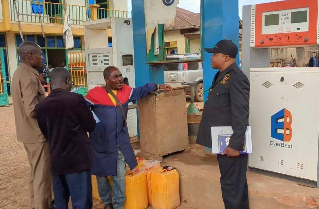 Butembo : le service de l'économie nationale annonce des sanctions contre les stations-service hors tarif