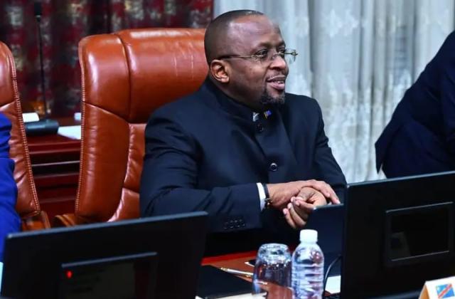 RDC : le gouvernement annonce la régularisation de 95 000 sous-officiers de la PNC après plus de treize ans d’attente