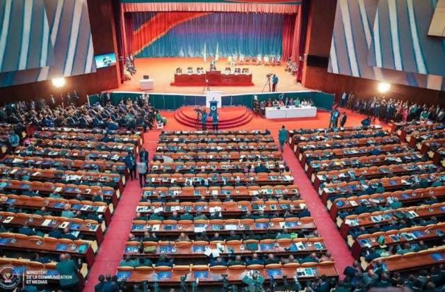 Assemblée nationale : dépôt d'une proposition de loi visant à encadrer les activités des tontines dites «Likelemba»