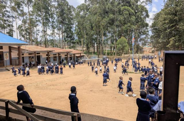 Butembo : entre précarité économique et Ebola, les écoles et les parents se préparent pour la rentrée scolaire 2026-2027