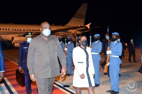 <p>Le Président Tshisekedi à son arrivée à Maputo, au Mozambique ce 22 juin 2021</p>
