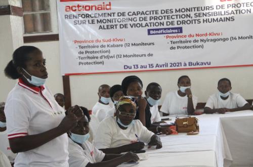 <p>Action Aid en pleine formation des membres de la communauté au Sud-Kivu en Avril dernier. © Action Aid Drc </p>
