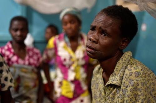 <p>Une femme déplacée à Bunia. ©Reuters </p>
