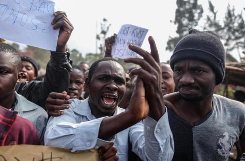 <p>Les manifestants au Nord=Kivu réclament le départ de la MONUSCO du territoire congolais. Photo : Moses Sawasawa. Goma RDC</p>

