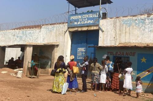 <p>172 cas de la maladie pulmonaire notifiés dans une semaine à la prison centrale de Kasapa</p>
