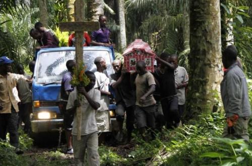 Ituri : Des ADF tuent 3 personnes et incendient une moto au village Apende