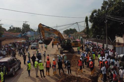 Route Mbuji-Mayi Kananga: Sur financement du FPI, la société Samcrete débute avec les travaux de gros œuvres