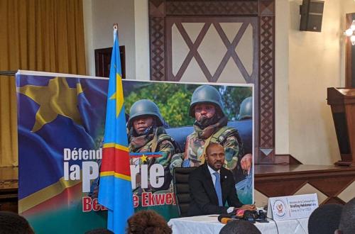 RDC : "Il est hors de question de donner la prime aux violences" (Patrick Muyaya)