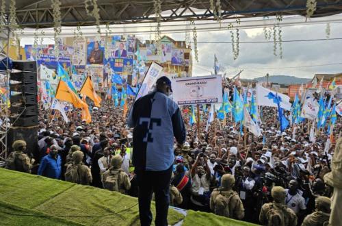 Félix Tshisekedi annoncé ce dimanche à Kenge : le gouverneur de province de Kwango invite les chefs religieux à sursoir les cultes pour son accueil