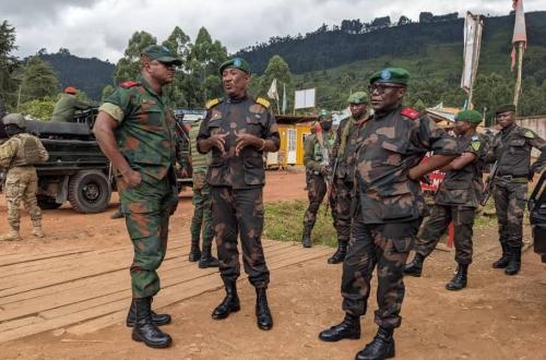 Nord-Kivu : le Général-Major Shiko Tshitambwe visite l'axe opérationnel Sud à Lubero