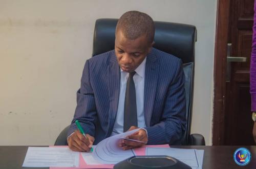 Kinshasa : un protocole d'accord signé par le gouvernement Congolais avec STARSUS DRC pour former les jeunes aux métiers, à l'agriculture pour un accès facile à l'emploi