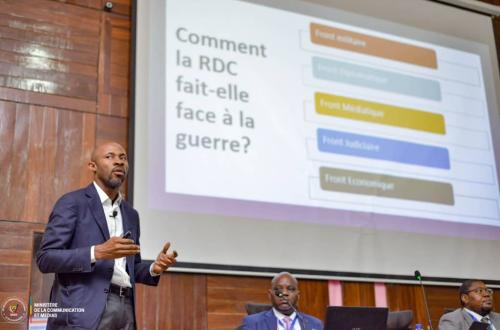 « La politique de bon voisinage est menacée par une campagne de diabolisation de la RDC menée par Kigali » (Patrick Muyaya)