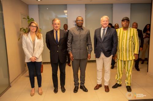 Kinshasa réclame la fin du pillage des minerais de la RDC et l'annulation de l'accord UE-Rwanda