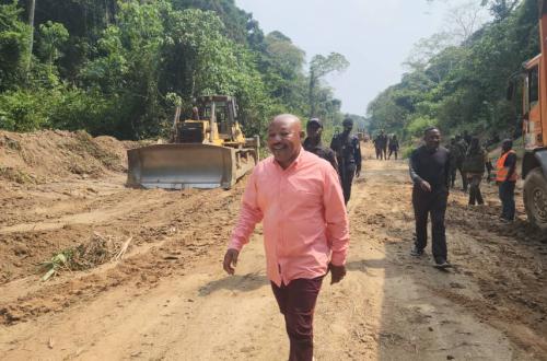 La route Mbau-Kamango renaît de ses cendres grâce à l'impulsion du gouverneur militaire Somo Kakule Evariste