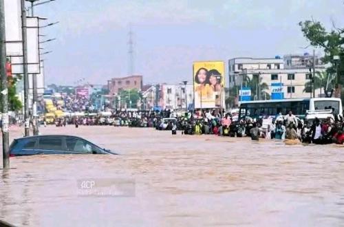 Tshisekedi annonce une réunion de crise avec les autorités nationales et provinciales