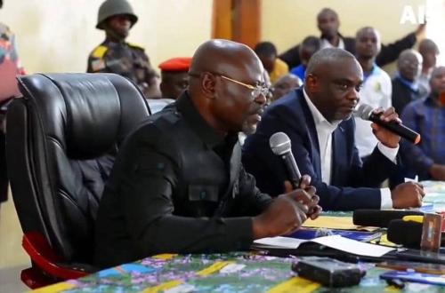 Le Vice-Premier Ministre de la Défense en visite à Uvira pour améliorer les conditions de vie des militaires