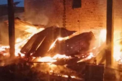 Un incendie ravage le marché central, plusieurs biens partis en fumée à Biakato