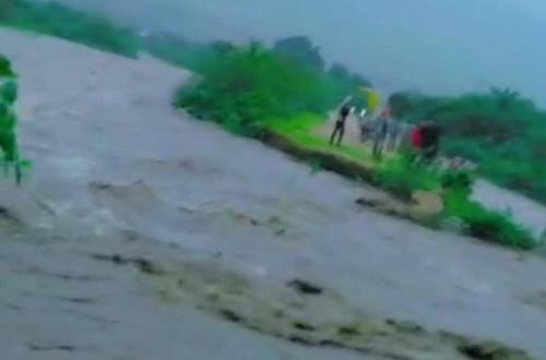 Inondations à Bahema-Sud : la voie vers Bunia et Kampala paralysée