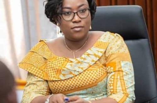 Un message d'espoir et de résilience de la députée Adèle Bazizane pour les finalistes du Nord et Sud-Kivu