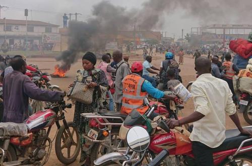 Des veuves de militaires déplacées de Goma manifestent pour réclamer leurs arriérés de soutien