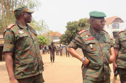 Sud-Kivu : le Chef d’état-major Général des FARDC en visite de réconfort aux militaires de la 33e région militaire
