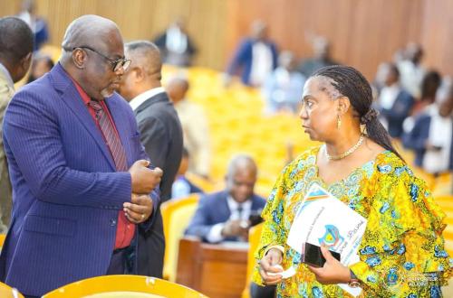 RDC : les proches de la princesse Dominique Munongo Inamizi défendent ses compétences à l’Assemblée nationale