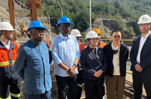En Chine, le ministre Congolais des ITP visite les installations de Zijin Mining, deuxième plus grande compagnie minière mondiale