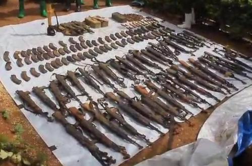 Ituri : 108 AK-47, 4 PKM et un important arsenal saisis par les FARDC à Djugu