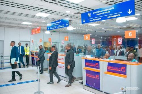 RDC : Jacquemin Shabani inspecte l’aéroport de N’djili pour rétablir l’ordre aux frontières