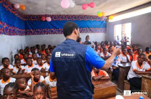 Journée internationale de l’éducation : l’UNESCO valorise le rôle des jeunes dans la co-création de l’enseignement