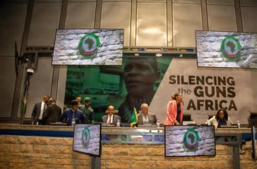 Union Africaine : suspension de la Guinée levée après le retour à l’ordre constitutionnel