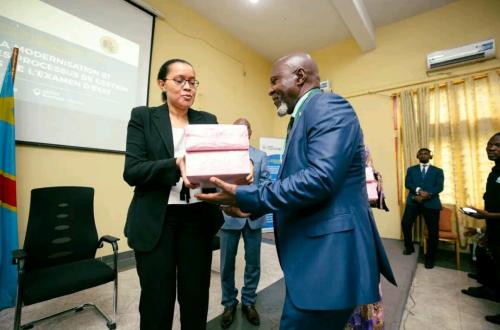 Éducation en RDC : Les bulletins scolaires déjà disponibles, un pari réussi pour Raïssa Malu