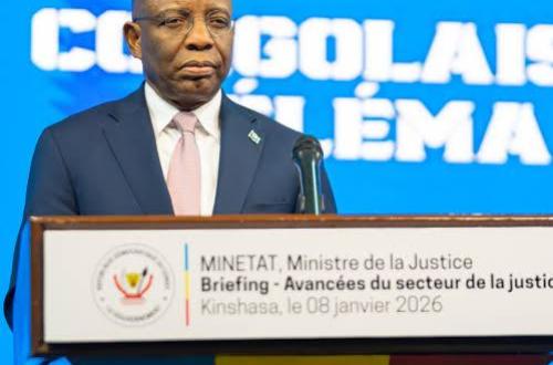 Kinshasa : le gouvernement réaffirme sa détermination à lutter contre la criminalité après un meurtre à la Gombe
