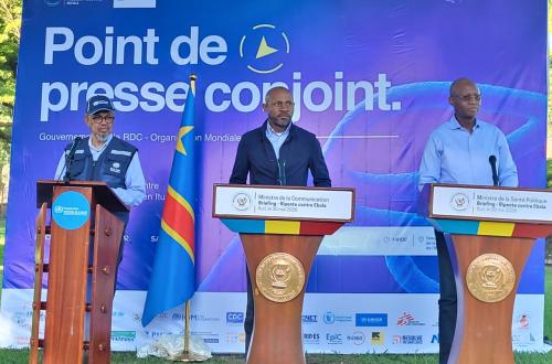 Ebola en Ituri : frontières ouvertes, vaccin en étude, mobilisation communautaire et riposte renforcée au cœur de la stratégie RDC-OMS (Reportage)