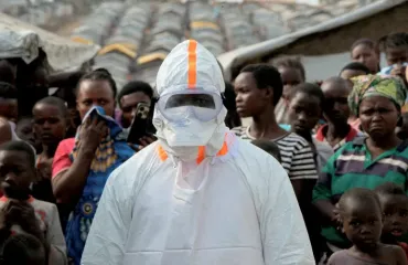 Pourquoi l'Ouganda maîtrise Ebola plus rapidement que la RDC ?