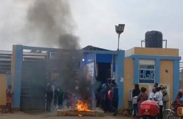 Ebola en Ituri : entre promesses du gouvernement et frustrations du terrain, où se situe le blocage ?