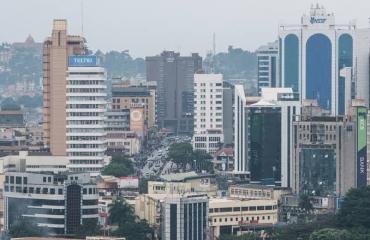 Ouganda : Bobi Wine dénonce des tirs au marché de Kisekka et accuse le pouvoir d'alimenter l'insécurité