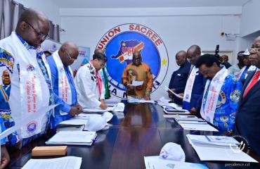 Kinshasa : Tshisekedi pilonne Kabila devant la majorité USN, « un peureux » qui retourne les armes contre son pays