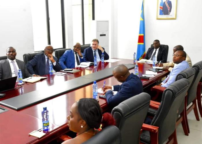 Kinshasa : Réunion d'évaluation du projet des batteries électriques au ministère de l'industrie