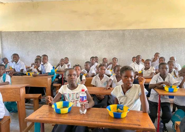 Le PAM lance l’alimentation scolaire à l’école d'Inye