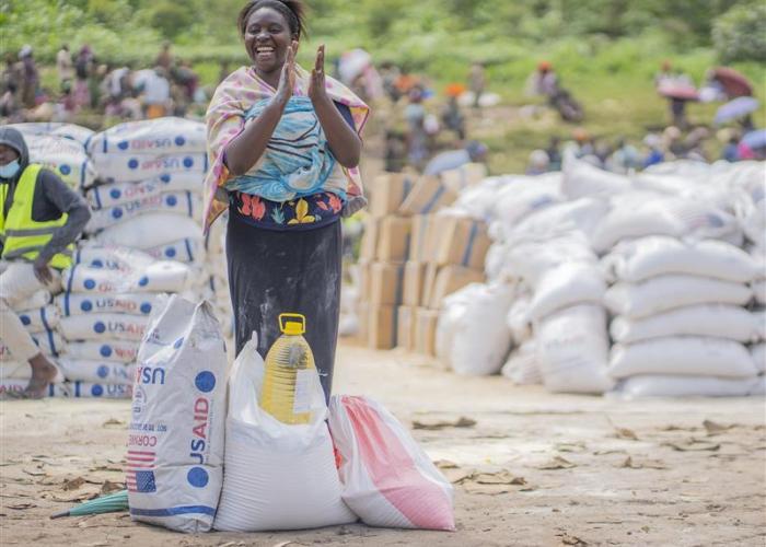 Le PAM reprend la distribution alimentaire à Minova pour 85 000 bénéficiaires