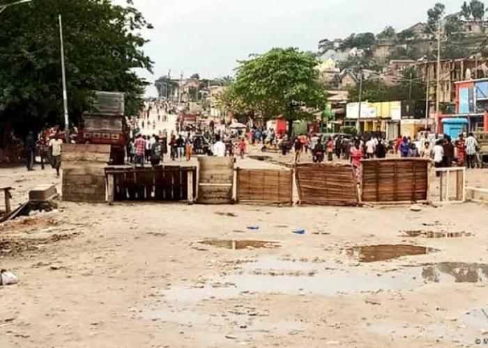 Tirs et panique au marché de Mugote alors que le M23 impose des taxes insoutenables