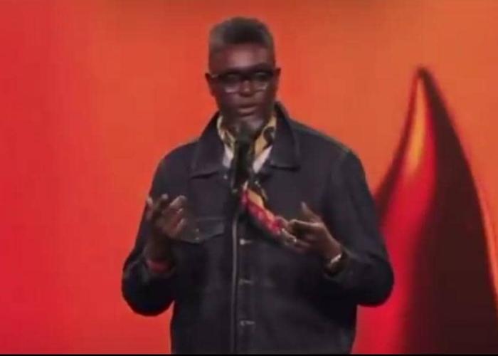 Le chanteur Corneille exprime sa solidarité avec les victimes de l’Est du Congo