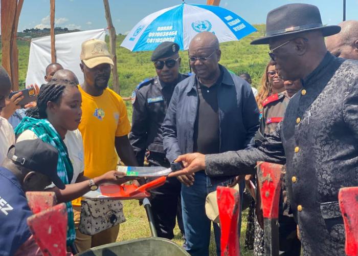 Ituri/De la brousse à la paix : des anciens miliciens Zaïre réintègrent la vie civile à Tsere