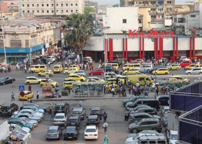 Kinshasa engage des travaux sur l’avenue Gambela : les véhicules sommés de libérer la voie
