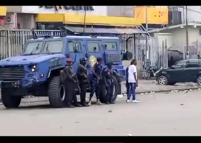 Kinshasa : « Aucun blessé n’est à déplorer parmi le personnel ou les clients présents sur place », rassure la RawBank de la Victoire